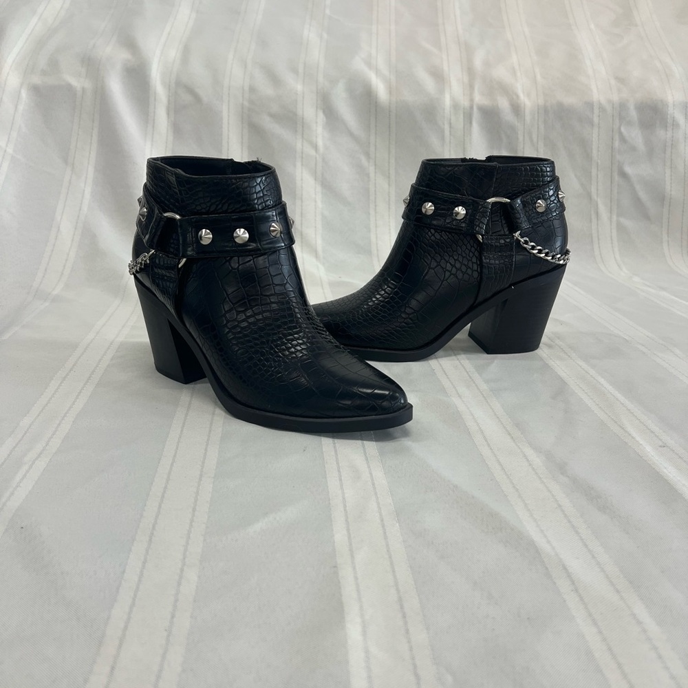 NWT Soda Black Ankle Boots 6.5